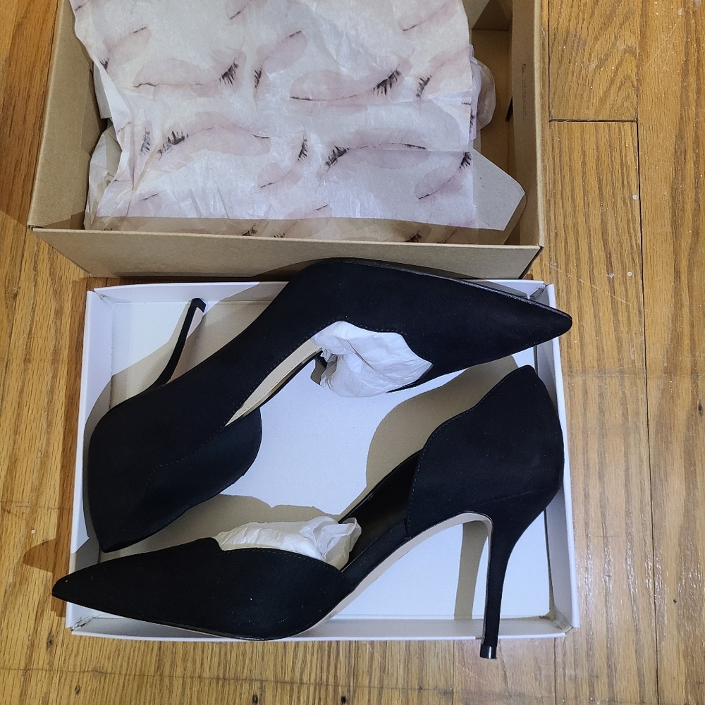 Jessica Simpson Jenavieve Black Suede Heels like new